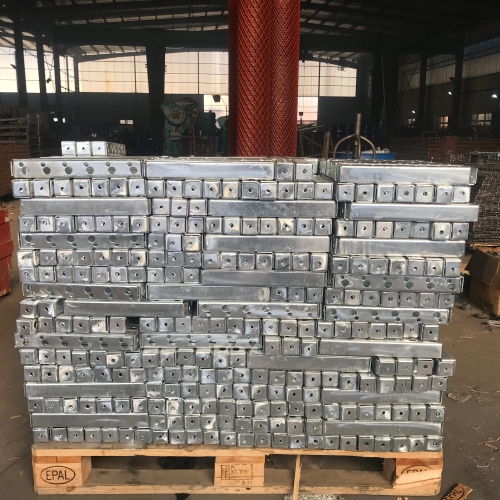 Customize Hot-dip Galvanized Steel Mounting Brackets for Overhead Line Tower Fittings