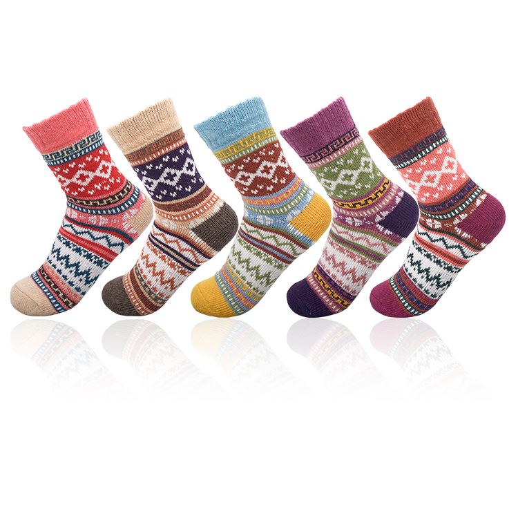 Women Socks for Girls Casual Stylish Winter Warm Crew Socks Thick Wool Vintage Colorful Knit Soft Cozy Gift Booties Stockings