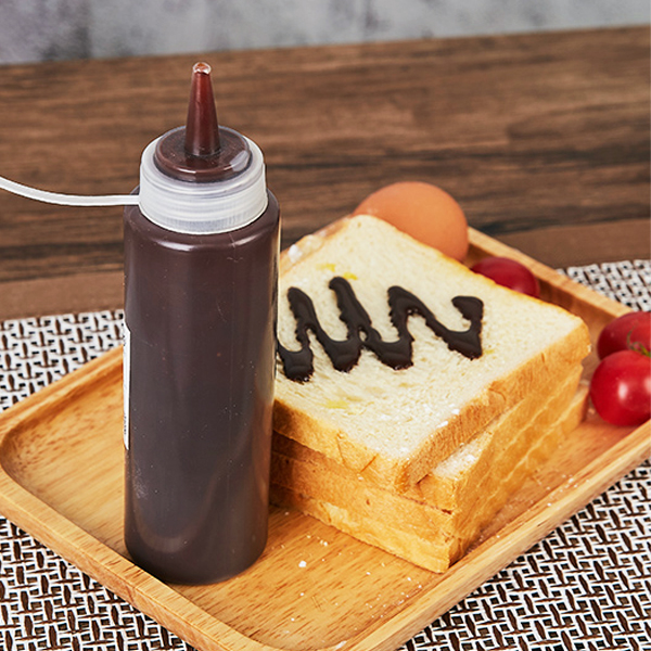 Food grade PE sauce squeeze bottle 300ml sauce squeeze bottle kitchen all kinds of sauce use