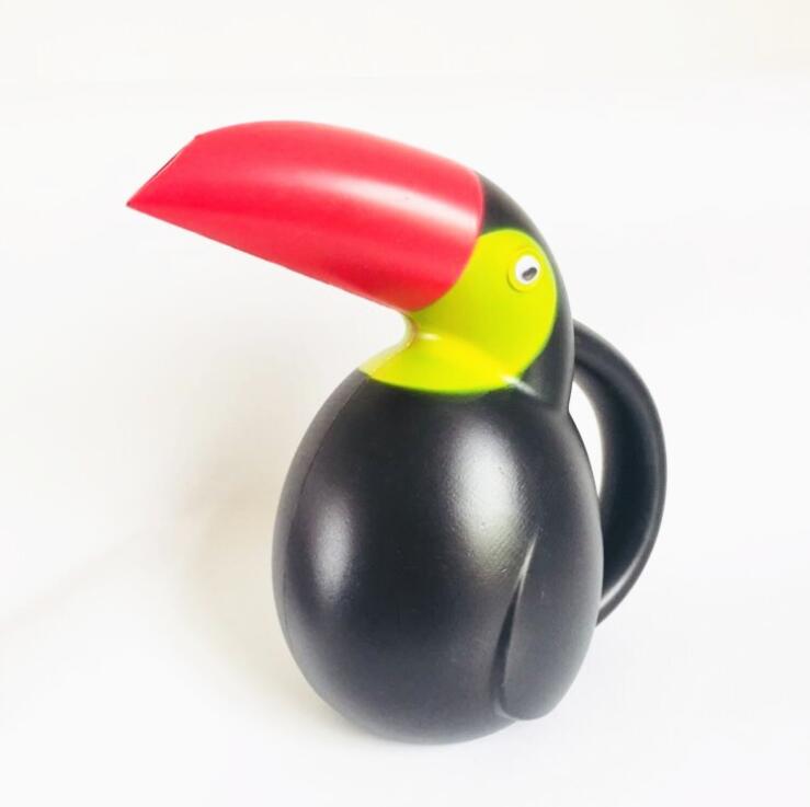 water can 2.6 Gallon 2L cartoon animal garden plastic watering can outdoors large water pots for plant