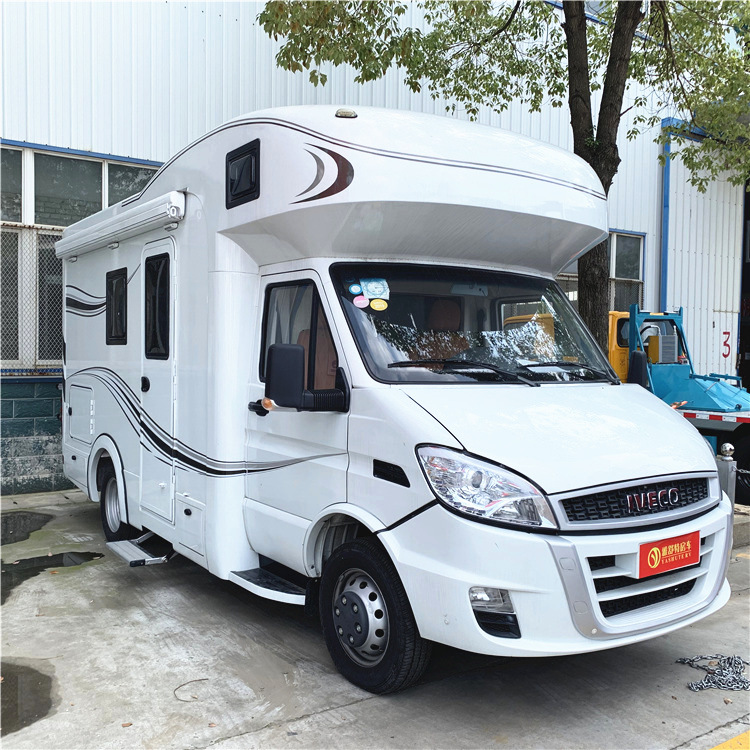 Знаменитый бренд IVECO AMT 4x2 автофургон Class-C туристический автомобиль на продажу
