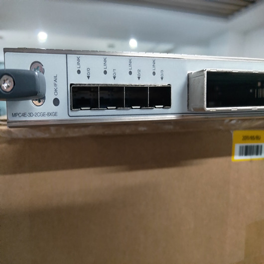 MPC4E-3D-2CGE-8XGE / MPC4E/ 750-037355 для MX Серии 2010 2020 240 480 продуктовая линейка MX960 Ethernet-коммутатор 2x100GE & 8x10GE порты