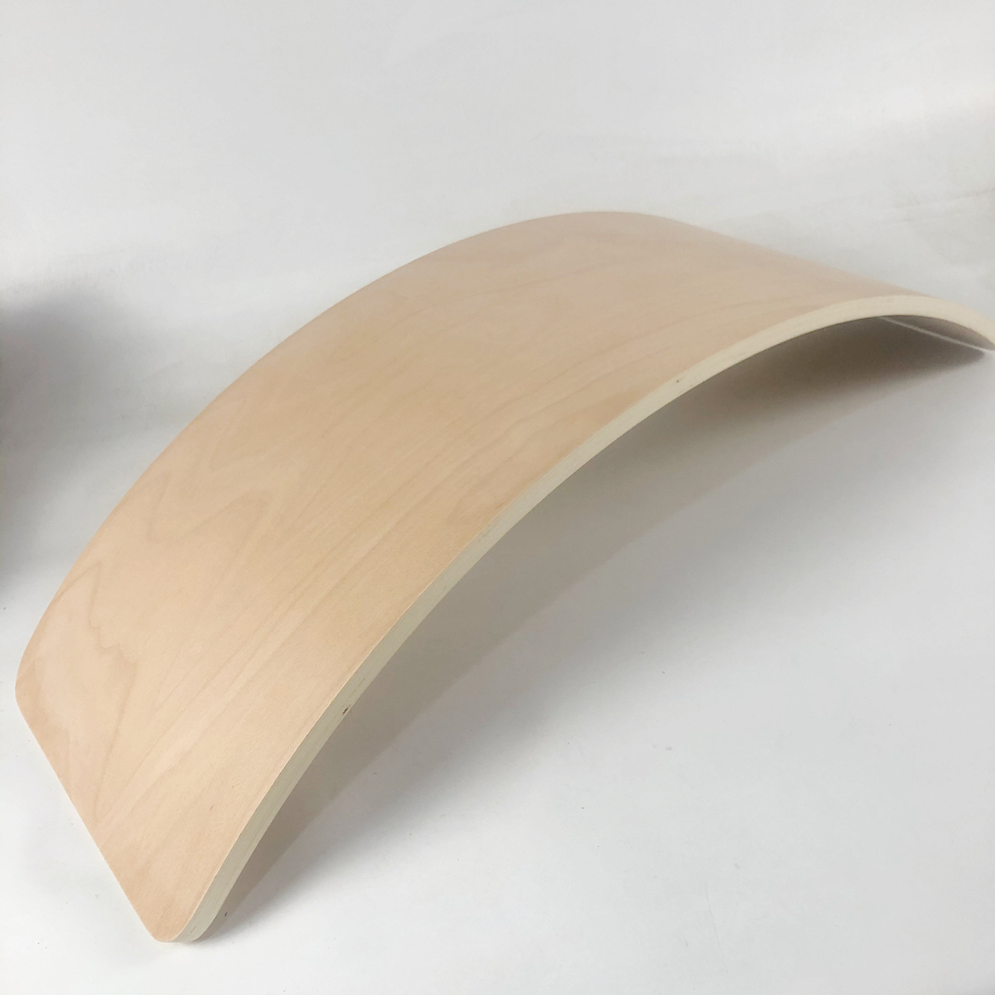 Wholesale wooden montessori fitness curved board toy waldorf kids rocker balance board