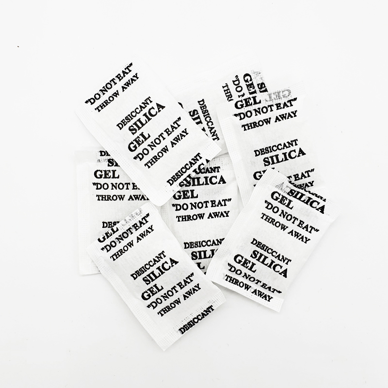 Small packages of silica gel desiccant can be used for bags and equipment in good effect