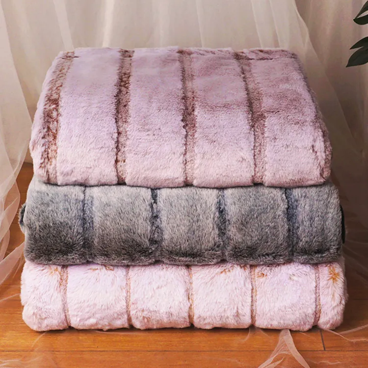 Throw Fur Throw Blankets Faux Fur 100% Polyester Soft Touch Discharge Cutting Throw Blankets Faux Fur