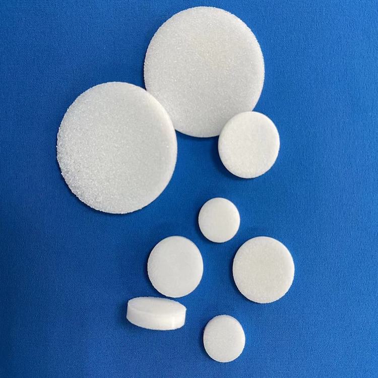 customized  dimension sintered porous plastic filter disc for lead acid battery vent plug