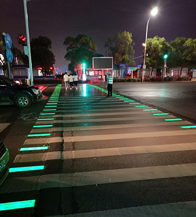 Китайский напольный светильник IP68 для улицы, светящийся, пересечение зебры, 24 В, светодиодный уличный кирпич