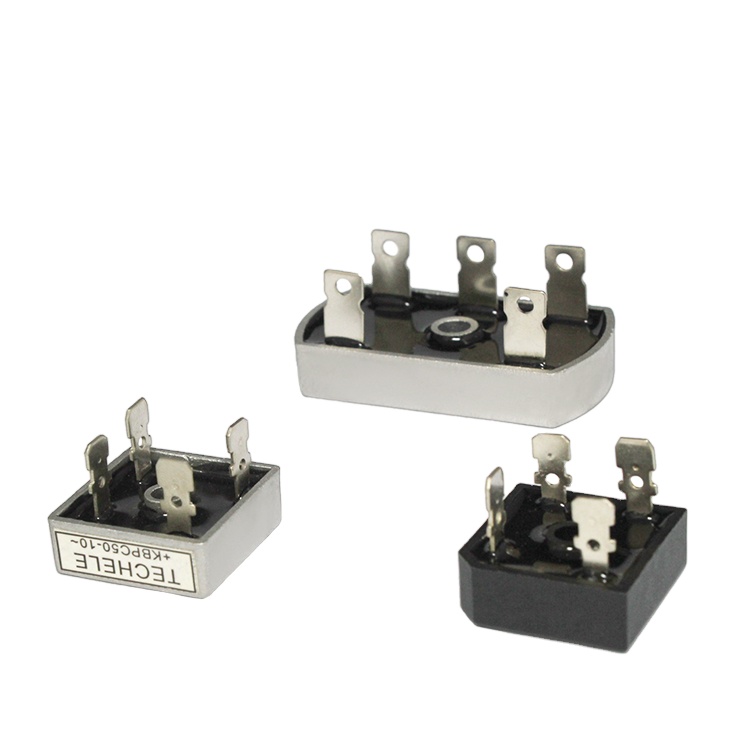 Transistor BT136 Triac BT136 Thyristor BT136 BT136 600D BT136 600E to 220 Original and New DHL Fedex Status Lead Rohs Method