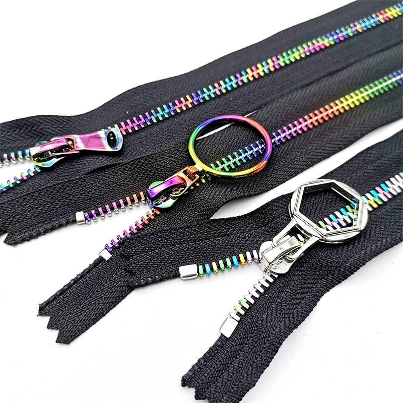 Wholesale Pulls Nylon Zipper Rolls Fancy Luxury Rainbow Teeth Nylon Coil Resin Zipper Tape Metal Zipper