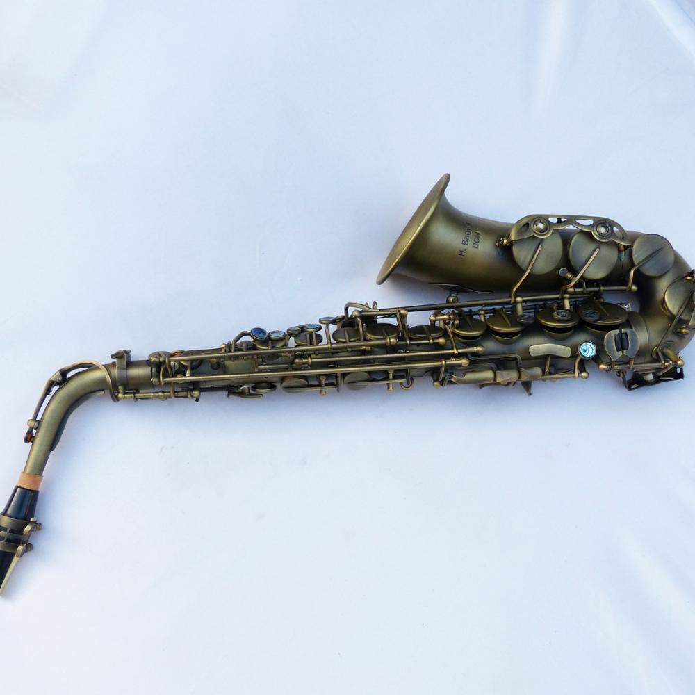Good antique alto saxophone archaize bronze