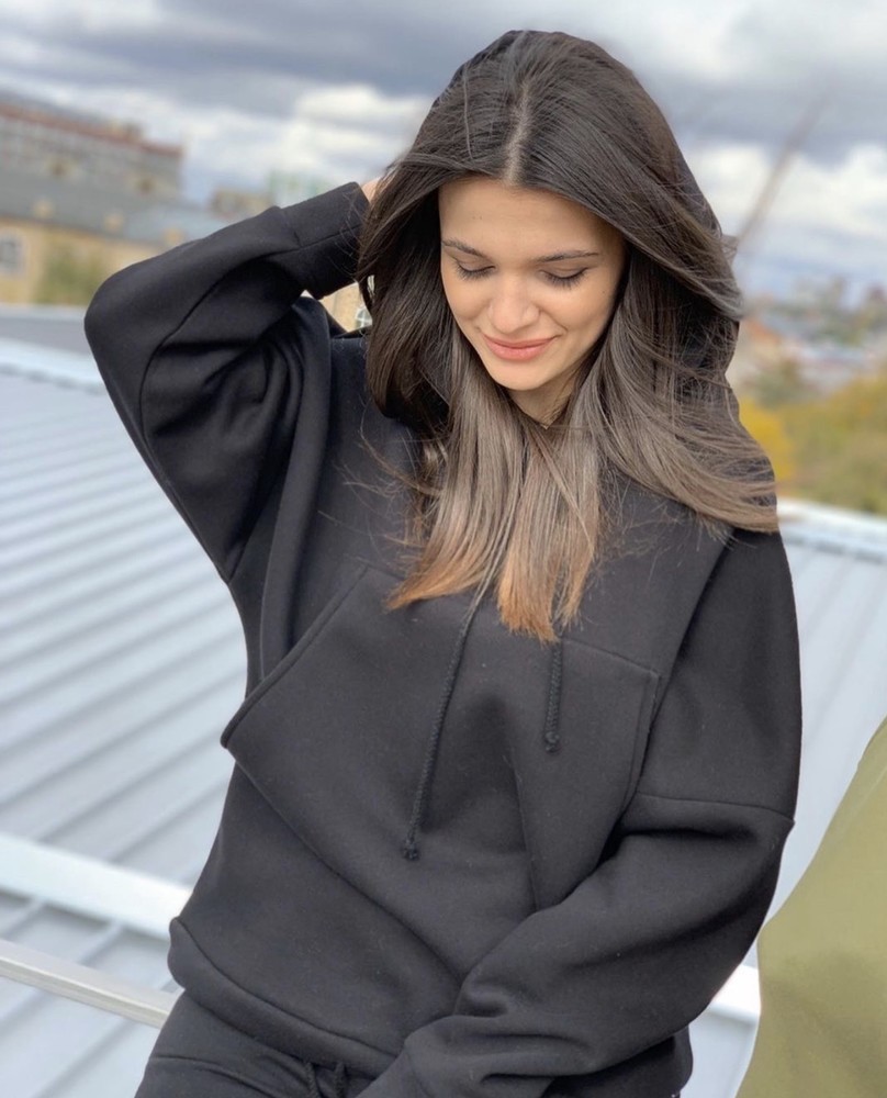 Comfortable Light Sports Style Thin jogging street wear Sweat Fashion Hoodie Womens Sweater Set