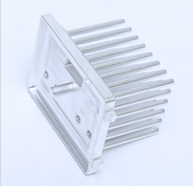 China Cheap CNC Machining Anodization Aluminum Forging Light Heatsink Landscape Light Heat Sinks