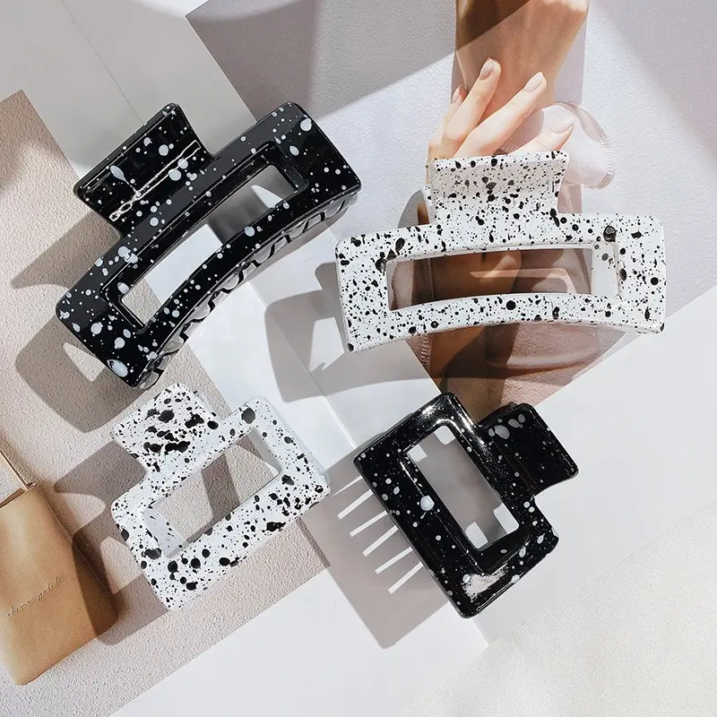 Korean Black And White Painted Barrette Claw Clips Plastic Hair Jaw Clamp Accessories Accesori Claw Milk Cow Print Hair Claws