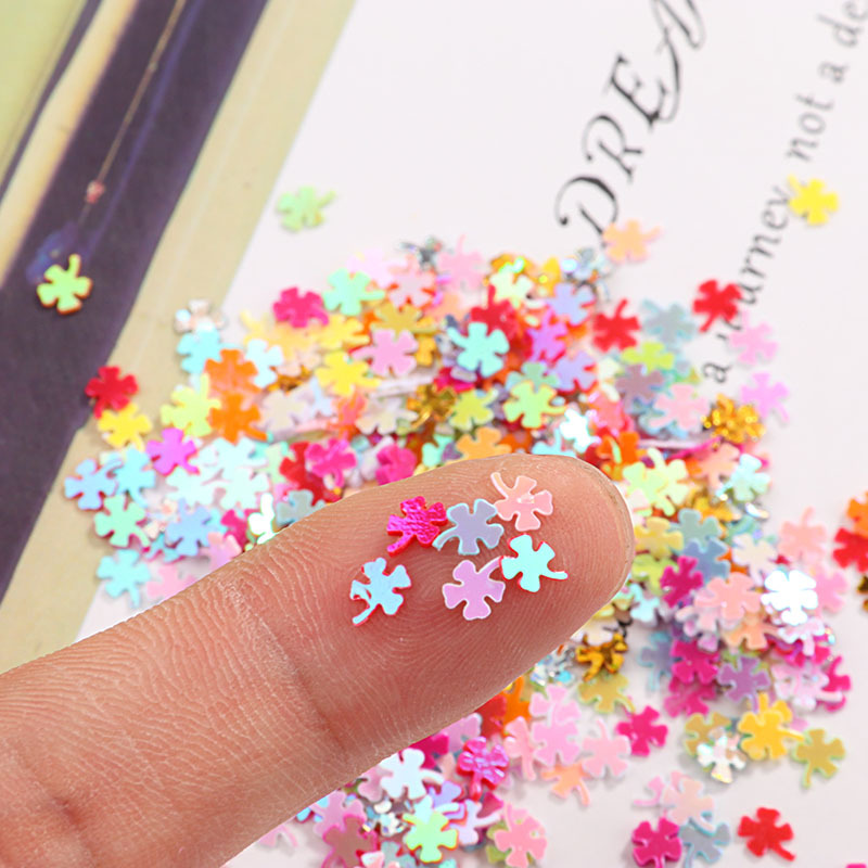 Four-leaf clover Shape Colorful Nail Art Decoration Stickers Loose Glitter Sequins Nail Accessories
