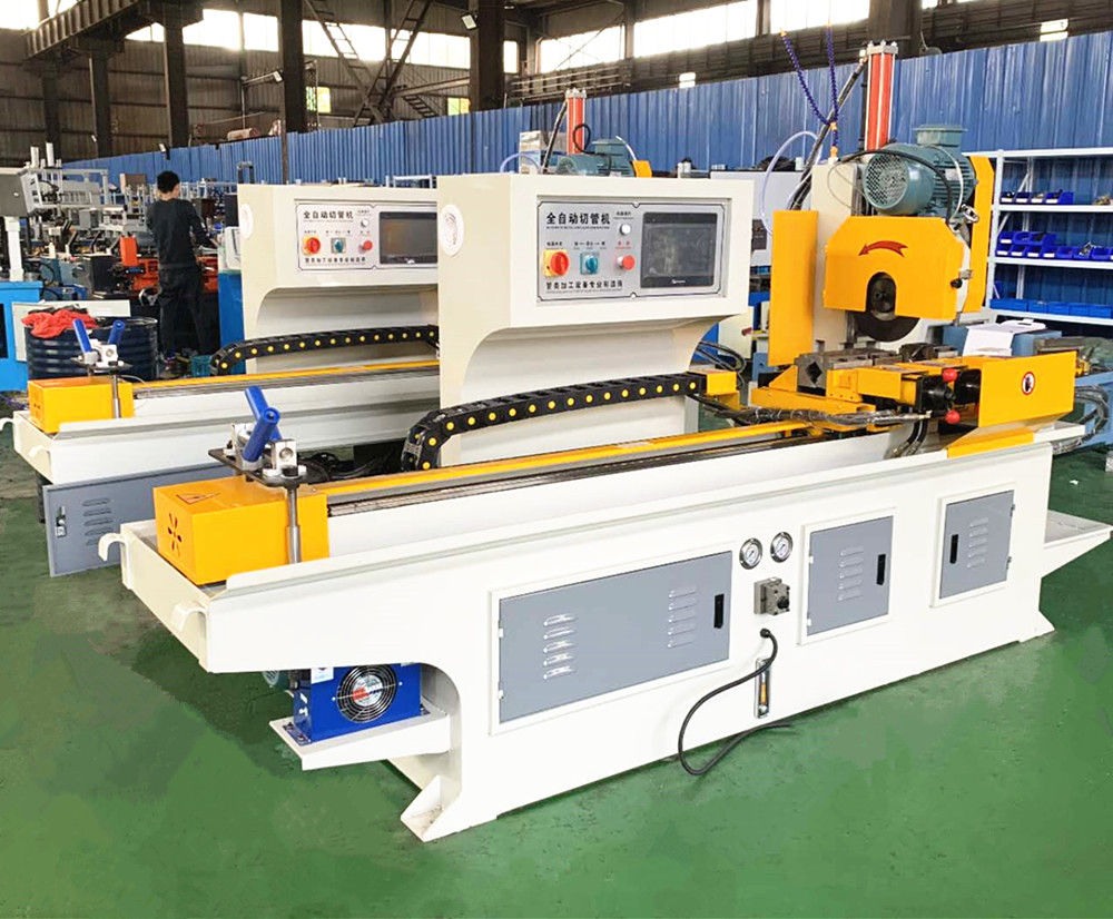 Полностью автоматическая циркулярная пила CNC для резки металлических труб