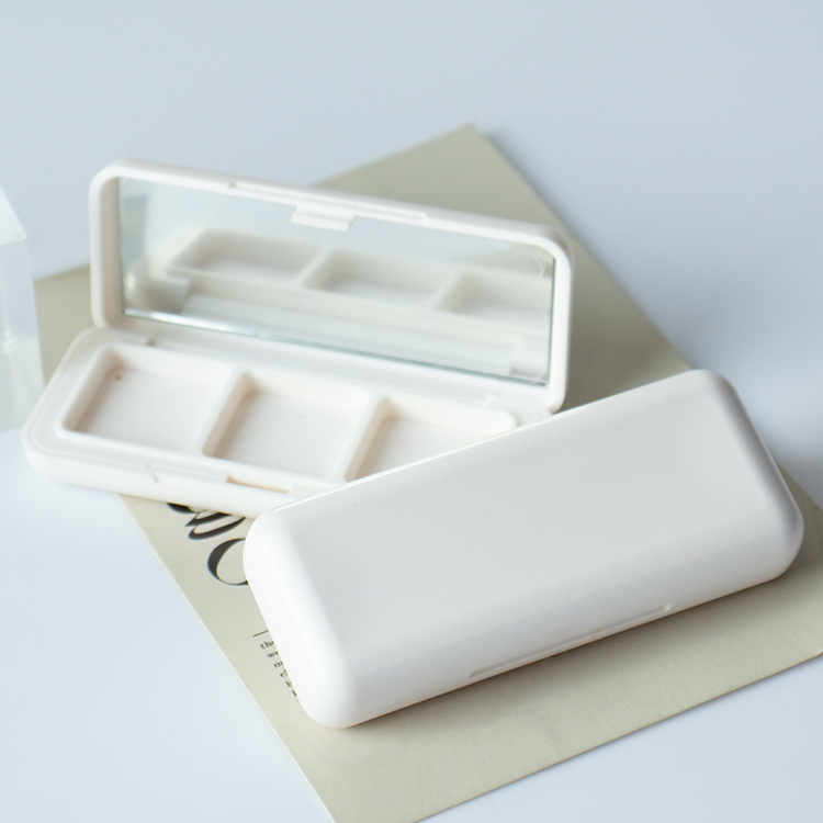 3 pan 22.8 mm matte white square custom logo makeup empty plastic eyeshadow concealer palette case packaging with mirror