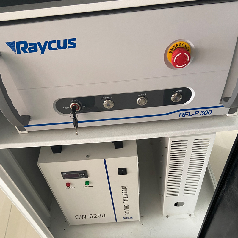 Igoldencnc Лазерная очистная машина 200w 500w 300w для удаления ржавчины