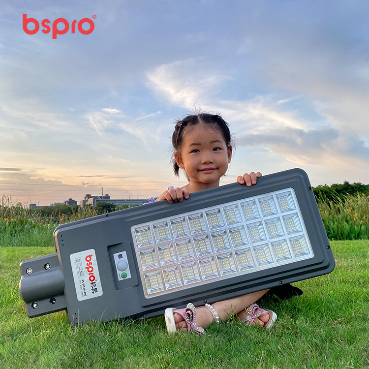 Дорожное освещение Bspro, датчик движения, водонепроницаемое освещение Ip65 300 Вт, все в одном, Солнечный светодиодный уличный фонарь с полюсом