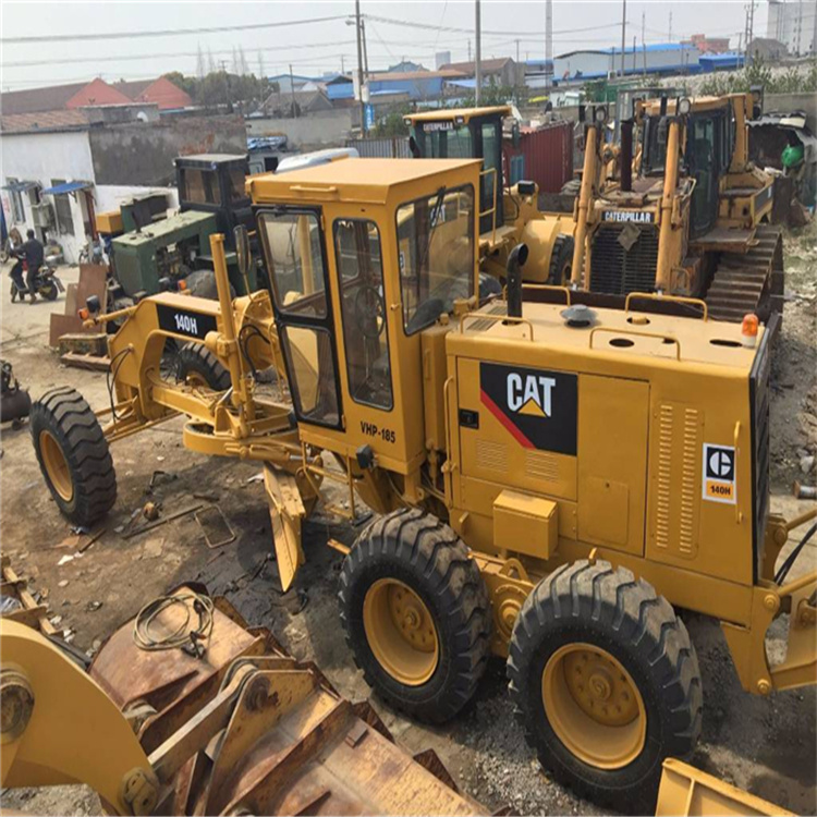 Б/у автогрейдеры Caterpillar CAT 140H, б/у японские автогрейдеры cat140G 140H, продажа б/у Caterpillar 140H