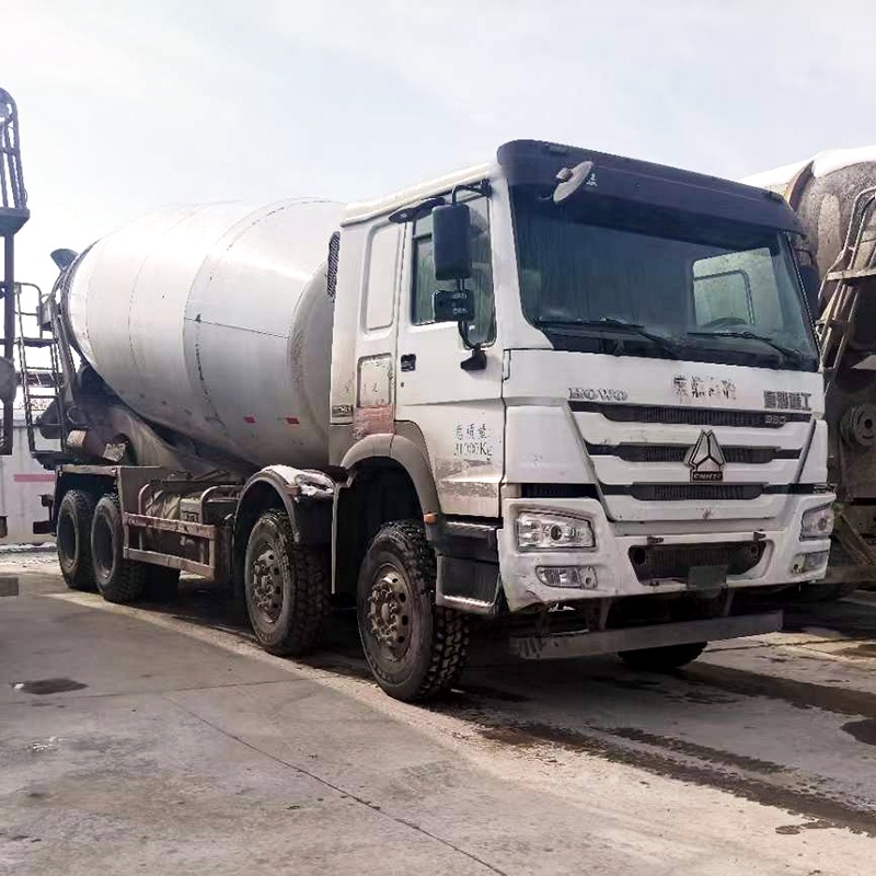 Высокое качество Sinotruk HOWO используется бетономешалка грузовик с хорошим качеством и ценой