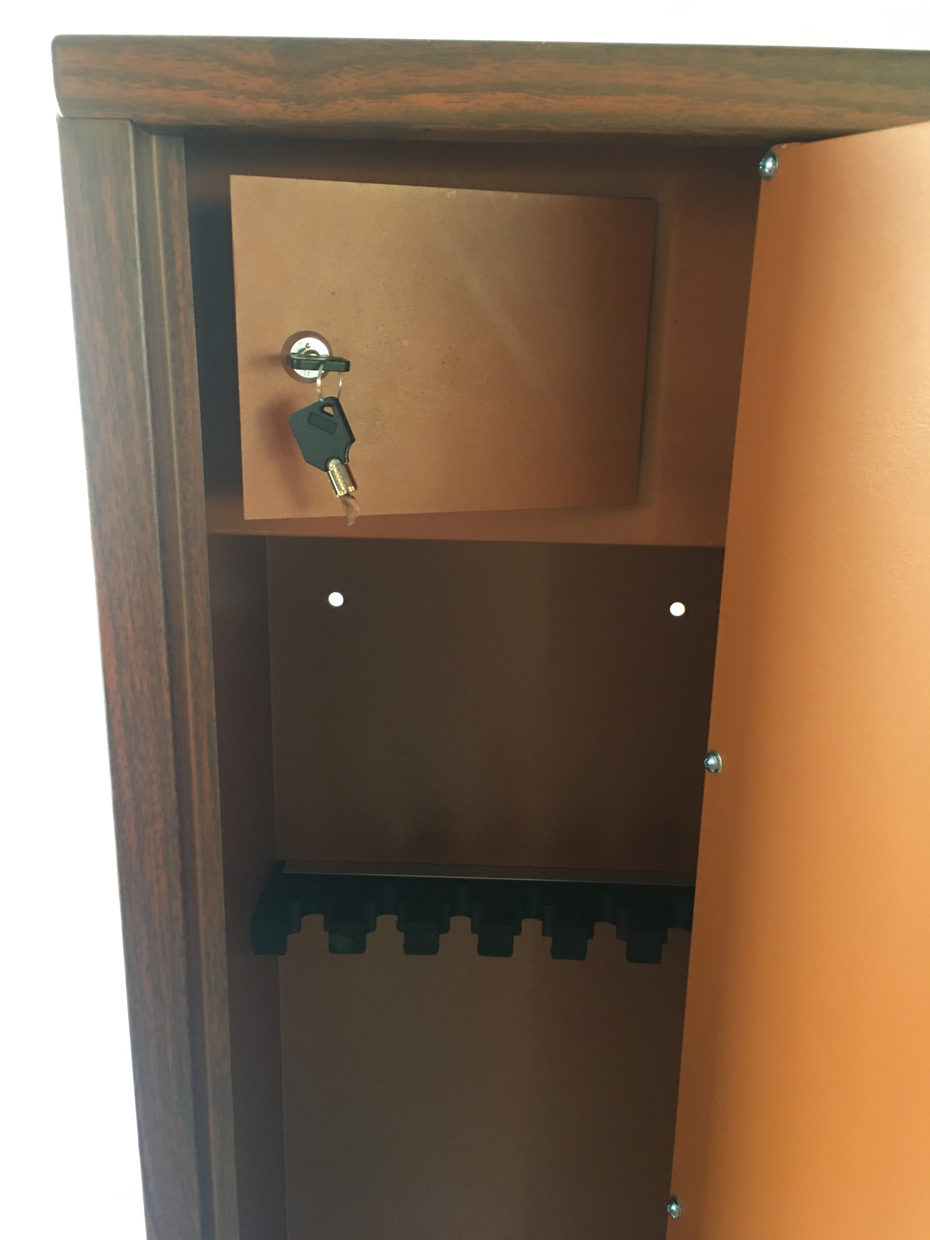 Factory Whole sell cheap quality wood color Steel key lock Lock Rifle Gun Safes Cabinet