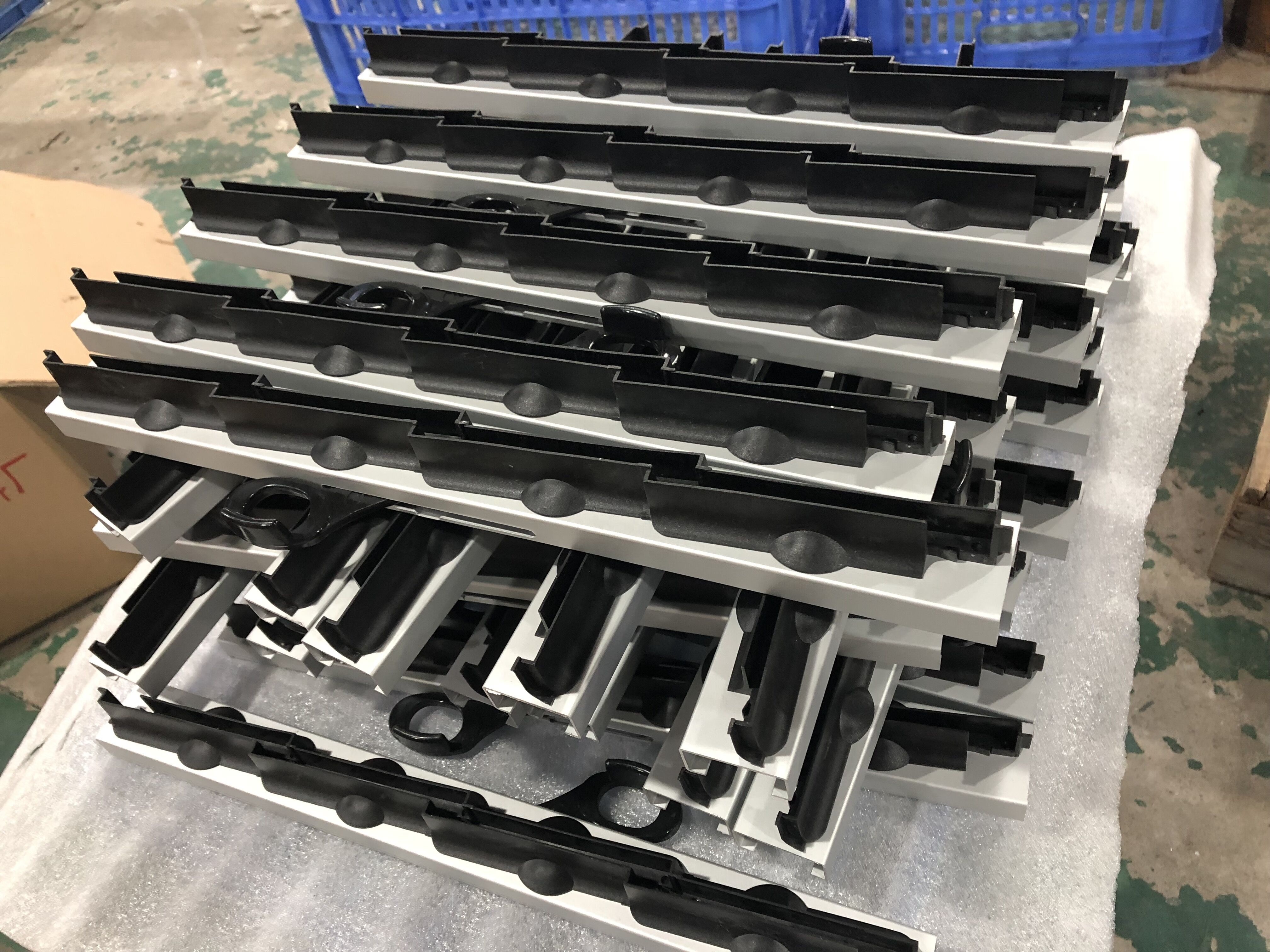 Seashore style aluminium window louver shutter frame