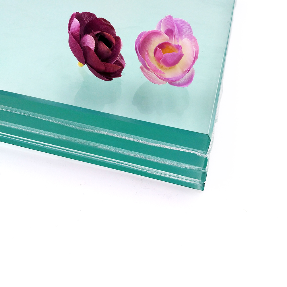 Factory 30mm thick clear transparent safety toughened laminated glass for stairs