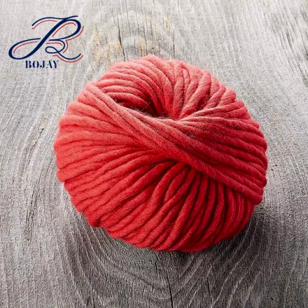 21micron 200grams per ball 5mm thickness 100% Australian merino wool yarn knitting yarn for sweaters
