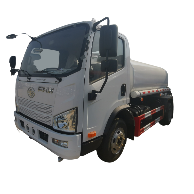 Новые китайские автоцистерны для питьевой воды 5MT FAW 4*2 LHD на продажу