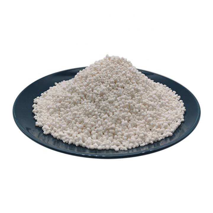 Water Soluble Urea Fertilizer Urea 46% Nitrogen fertilizer / Prilled / Granular