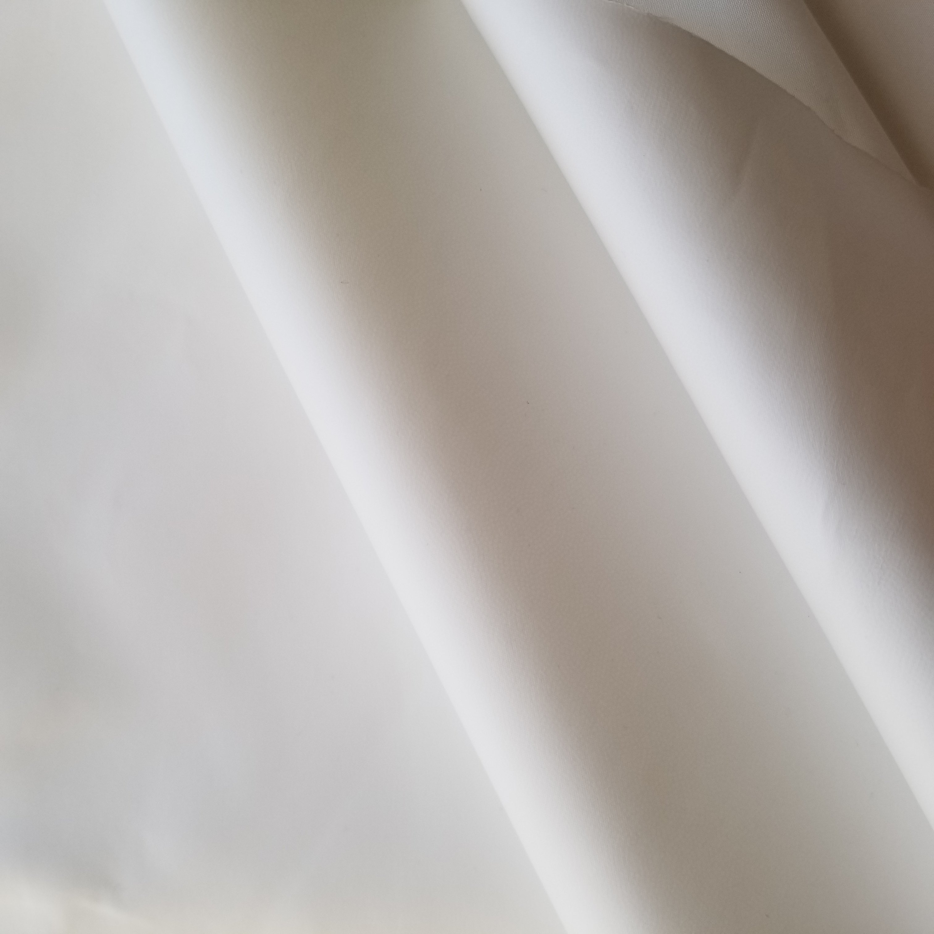 PP8/R9UR5 300T полиэфир эпонж 50D с ПТФЭ молочной мембраной Защитная ткань для рабочей одежды