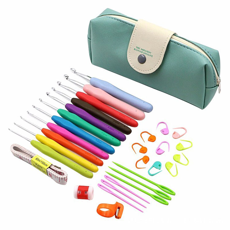 Wholsale 30pcs Rubber Handle Crochet Hooks Set with pencil Bag