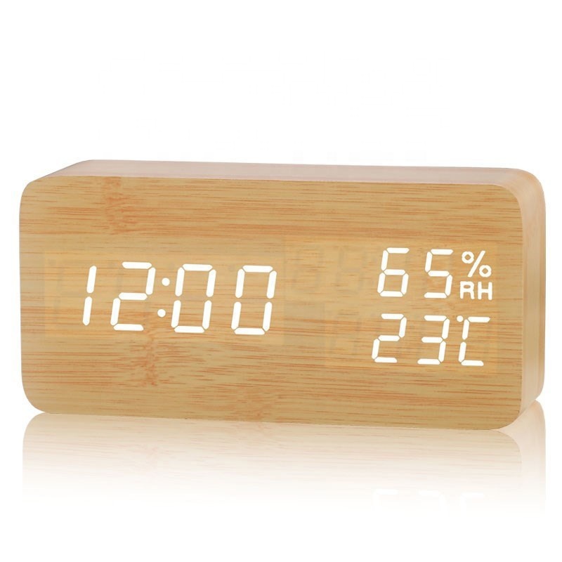 Hot Selling Eco-friendly LED Display Digital Clock Intelligent Voice Control Mute Alarm Clock with USB and Battery Supply