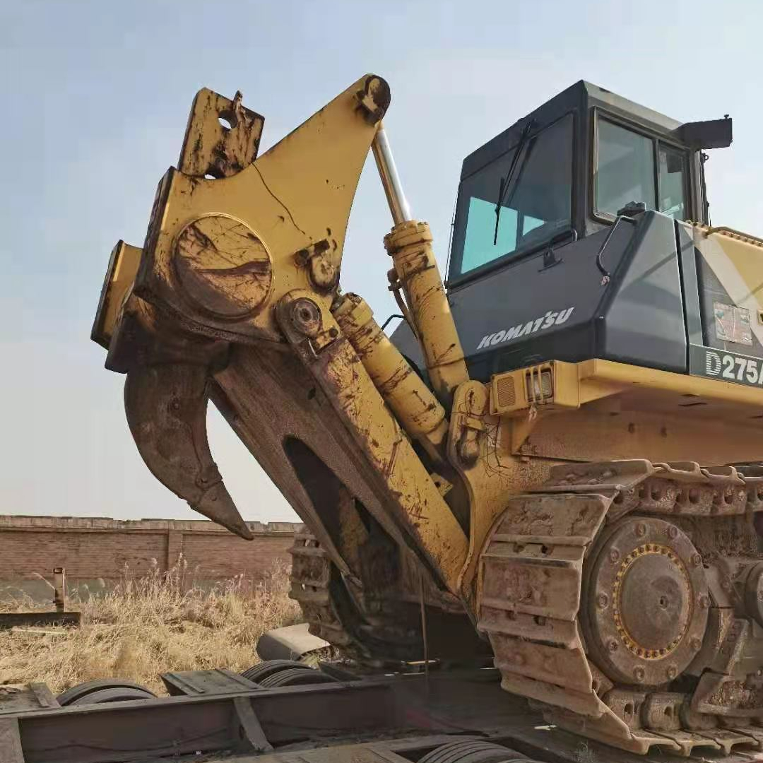 Подержанный KOMATSU бульдозер D275A для продажи хорошего качества