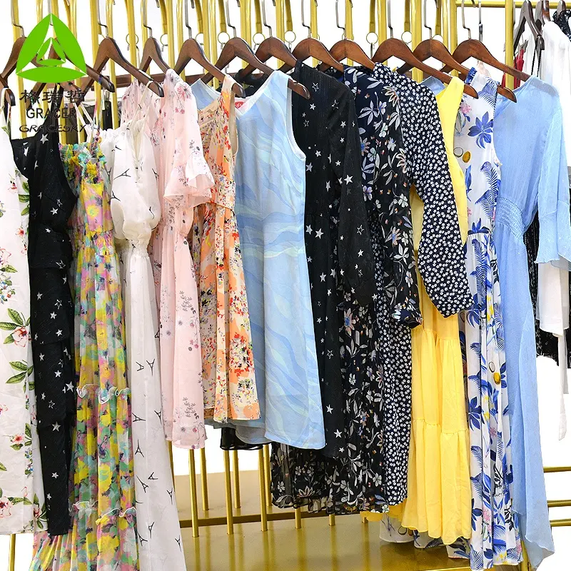 Guangzhou korea used dresses in bulk used clothes bales second hand clothing