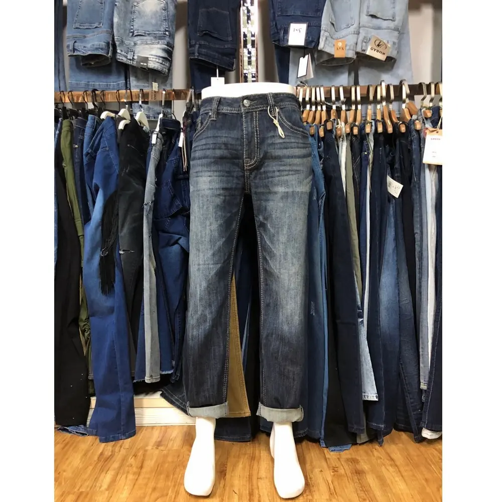 GZY Stock Lots Mixed Designs Men's Straight Design Business Jeans Casual Fashion Denim Jeans Pants