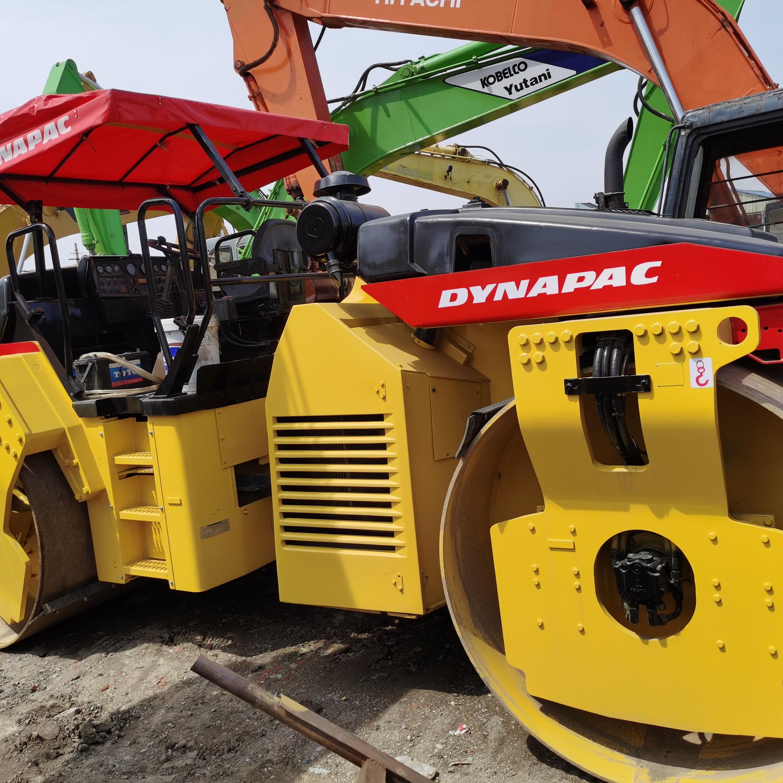 Дорожный каток Dynapac CC622