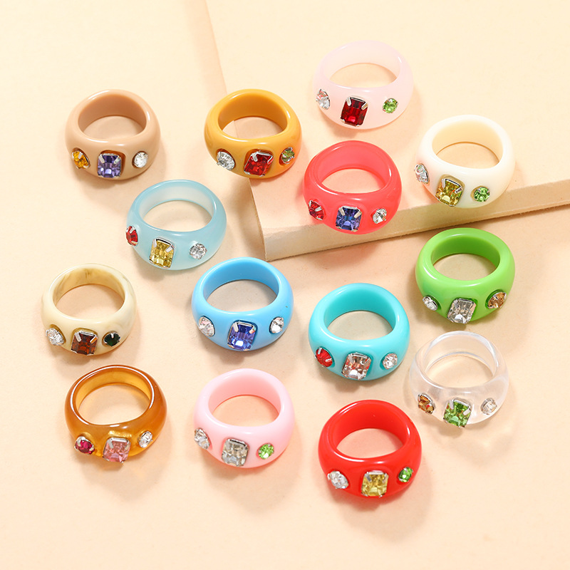 Hot Selling Jelly Colorful Chunky Jewelry For Girls Women Knuckle Stackable Square Crystal Acrylic Resin Finger Ring