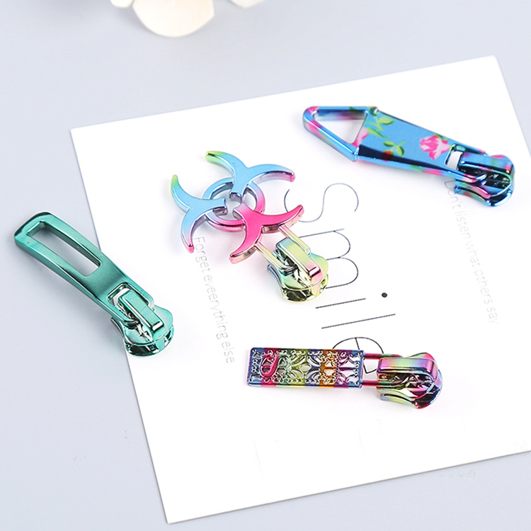 Exquisite Rainbow Color Metal Zipper Slider Custom Zipper Pull Creative Pattern Zipper Puller Nylon Zip Head