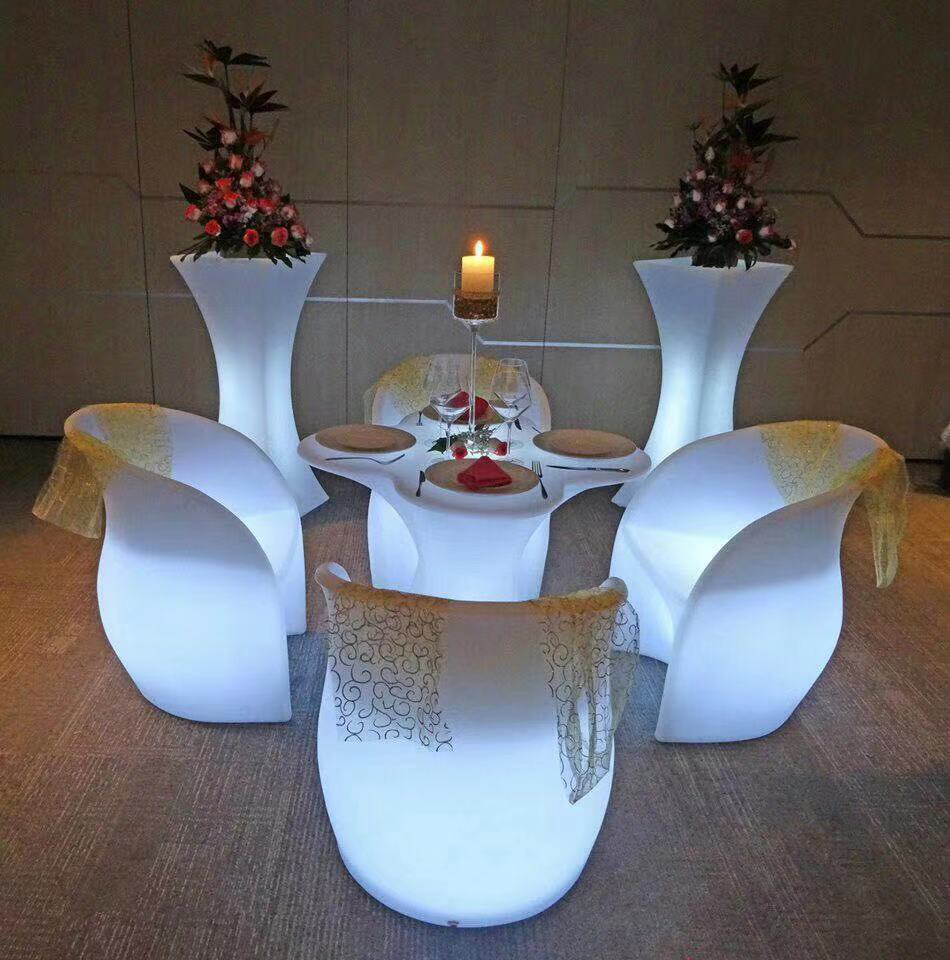 2021 customized product Portable Plastic Led Light Up Outdoor LED Furniture Bar Chair LED Table