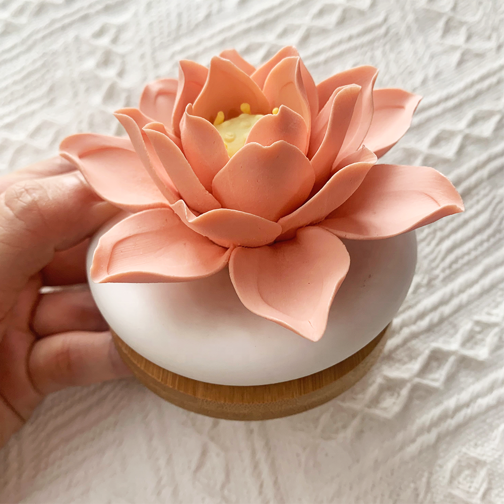 Newest home diffuser gift set beauty natural ceramic stone diffuser purple orange flower shape air freshener