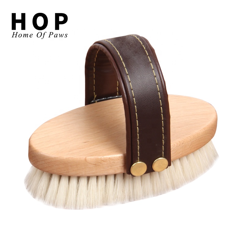 Factory Wholesale Custom Logo Horse Care Products Wooden Horse Grooming Brush