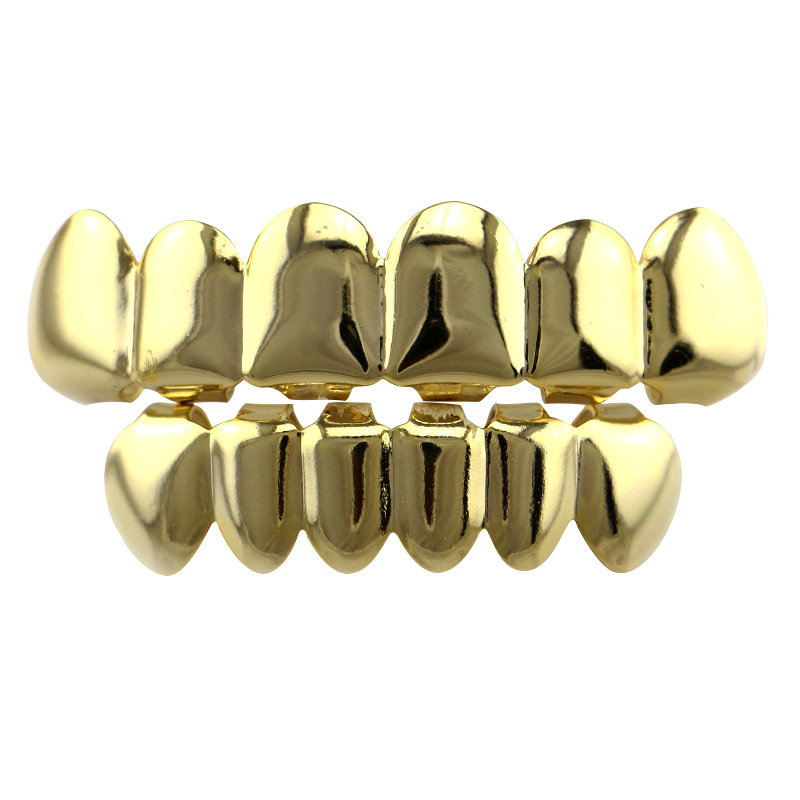 Qushine Top Bottom Vampire Fangs Teeth Grillz Set Fashion Hips Hops Real Gold Plated Teeth Grills For Women Men