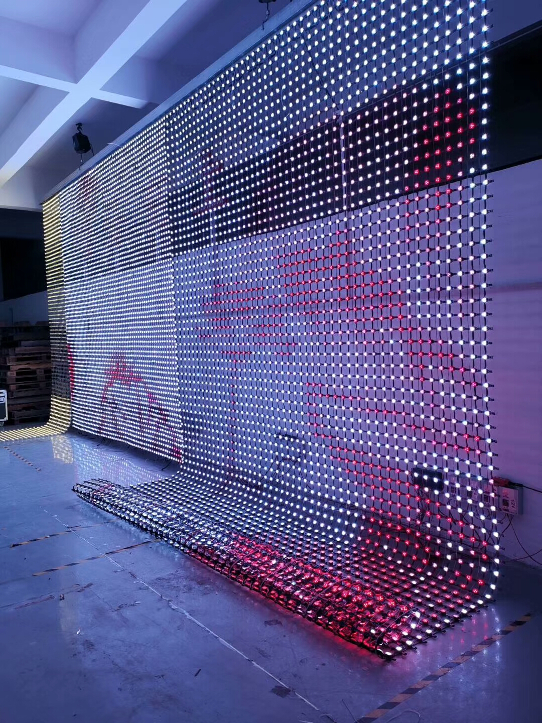 Miracle bean customized mesh LED screen waterproof IP67 RGB Outdoor flexible LED net screen curtain led display