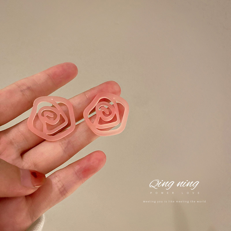 Jewelry 925 silver needle South Korea fashion new style personality hollow Flower Earrings earring net red temperament