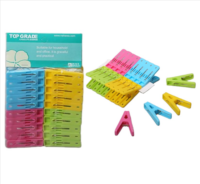 20 Plastic clothespins colored laundry clips pegs for hanging clothes