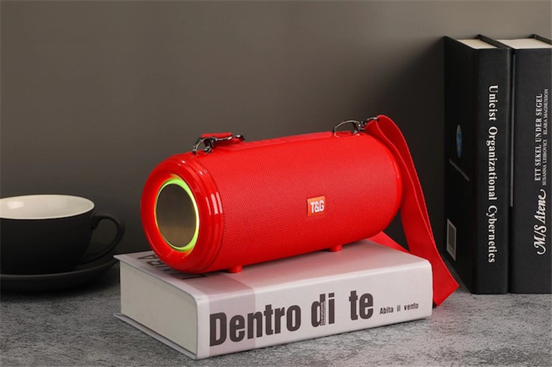 New model TG537 Outdoor BT Speaker Portable Wireless Speaker with Flash Light and Strap