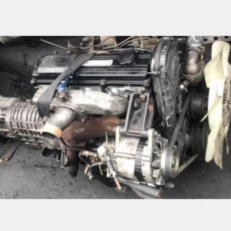 Genuine complete used diesel engine with manual transmission for Madza R2