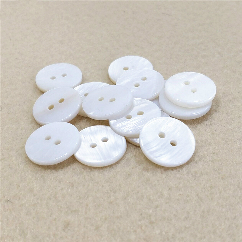 Round Two Hole White Mop Pearl Shell Buttons For Clothes