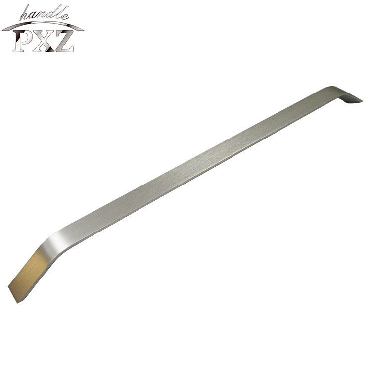 Extrusion aluminum pull handle for oven